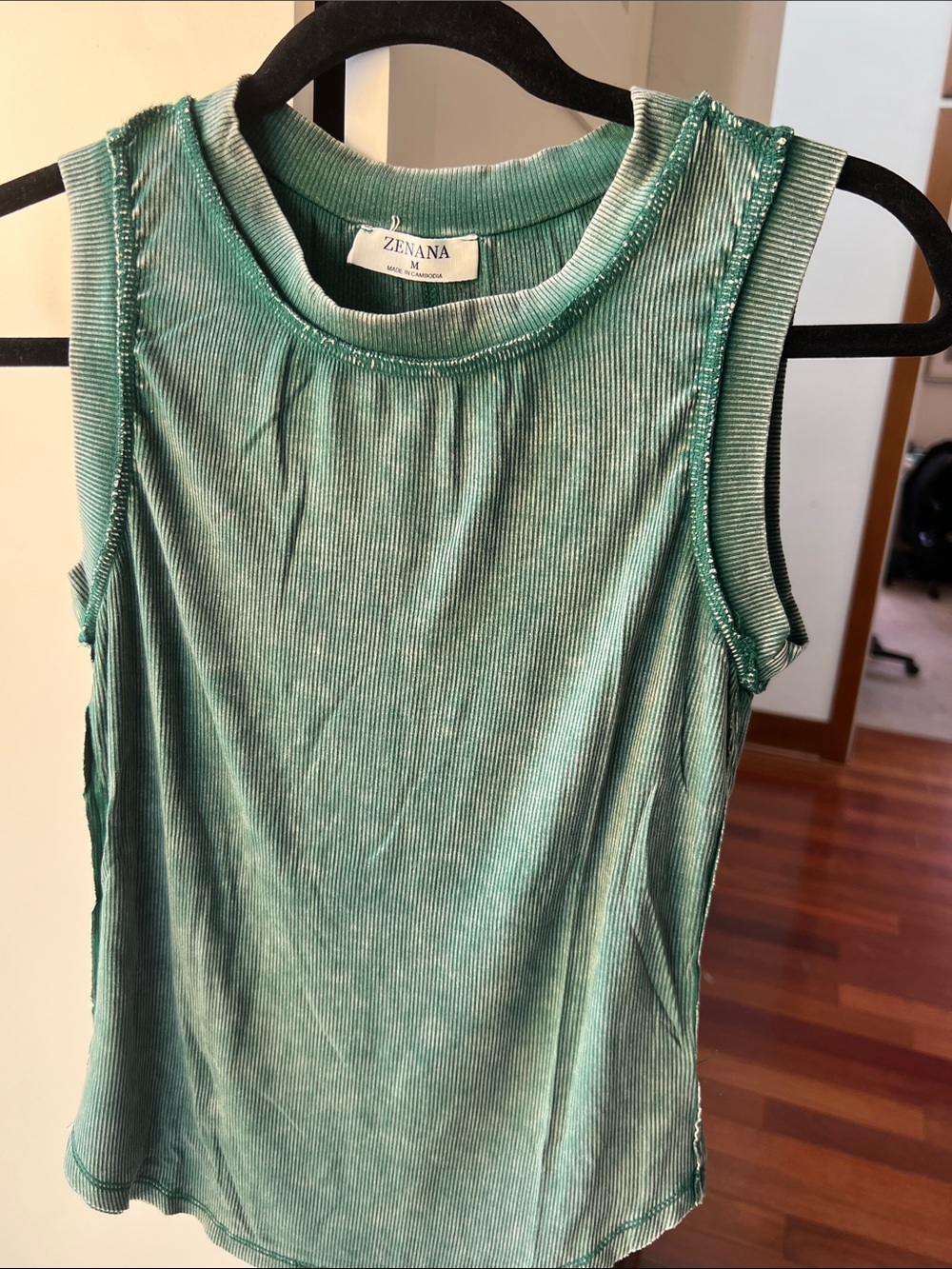Zenana Outfitters green Ribbed sleeveless tank